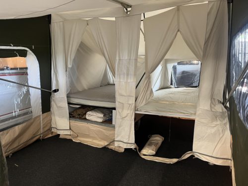 Trigano Odyssee GL . Ground sheet - Awning photo: 5