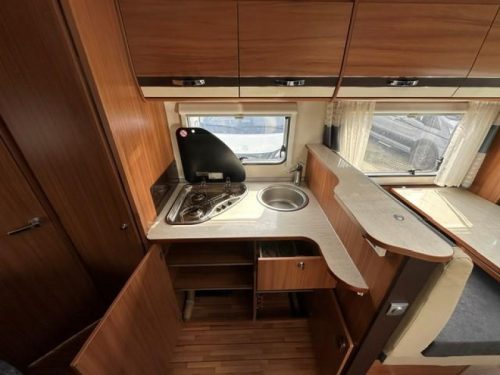 Weinsberg CaraLoft 650 MFH AIRE ACONDICIONADO + SUSPENSI&Oacute;N NEUM&Aacute;TICA foto: 10