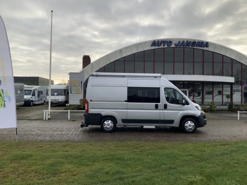 Peugot Boxer L2 H2 Buscamper: Euro 6 with lowerable table to 2 pers. length-bed, 154 cm width, 185 cm length, FSL Camper conversion 2021, km 66000, Swiveling bicycle carrier, Solar panel 180W, Year 2017 Camper centrum on the road photo: 22