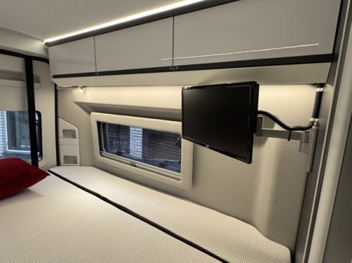 Adria Twin Supreme 640 SGX 140 hp AUTOMATIC 9-Speed Euro6 Fiat Ducato 8 Maxi **Single beds height adjustable/4 seats/Roof air conditioning photo: 22