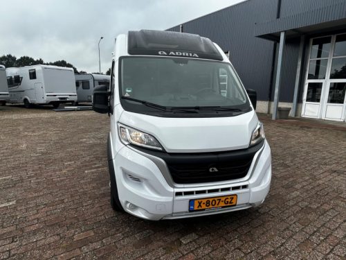 Adria Twin Plus 640 SLB LPG, 3 Solarpaneele Foto: 4