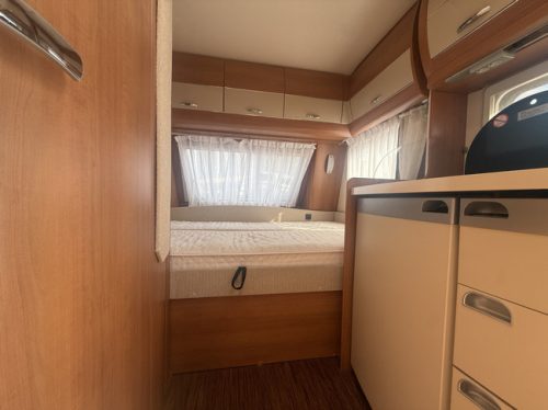 Hobby 455 UF Exellent in new condition, Bovag inspected 2025, transverse bed, mover, Truma, bike rack, 2x awning, Thule, insect screen door, photo: 16