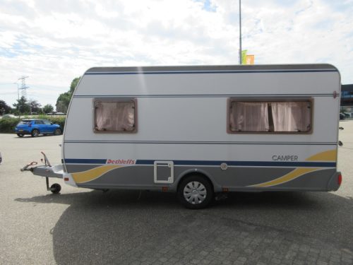 Dethleffs Camper 440 DB CAMA TRANSVERSAL Y MOVER foto: 17