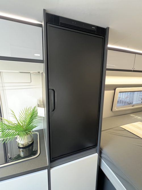 Adria Twin Supreme 640 SGX 9-GANG AUTOMAAT ZONNEPANEEL Foto: 7
