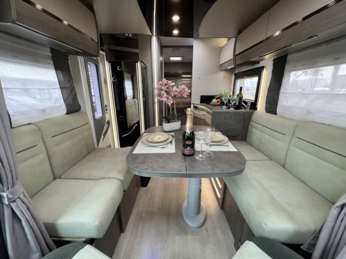 Challenger Graphite 348 QUEENSBED+HEFDach AUTOMAAT 170PK foto: 18