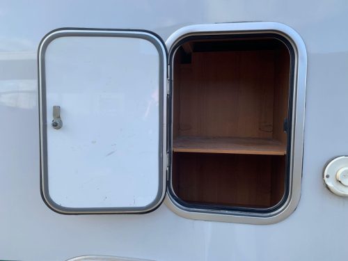 LMC Liberty TI 654 G single beds, lion, air photo: 14