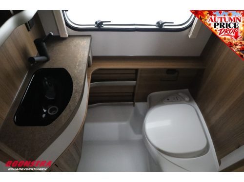 Eriba Touring 430 **NEW/NEU** Awning Transverse bed LMV photo: 18