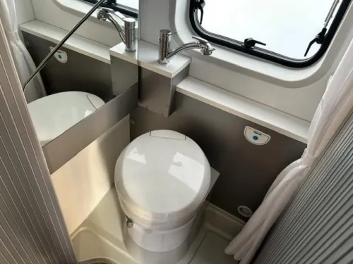 Adria Twin Platinum 600 SPT  photo: 10