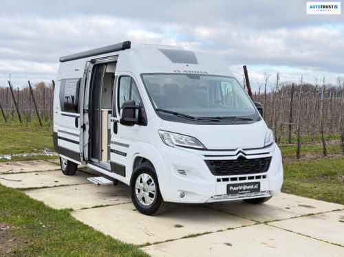 Adria Twin Plus 600 Solar / 2 year warranty / BARGAIN!