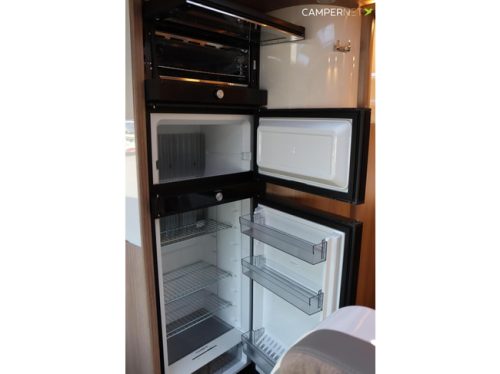 Carthago C-Tourer I 150 QB 170hp Automatic | As good as new | Queens bed | Separate shower | Double floor | Lift bed | Luxury | LED main photo: 17