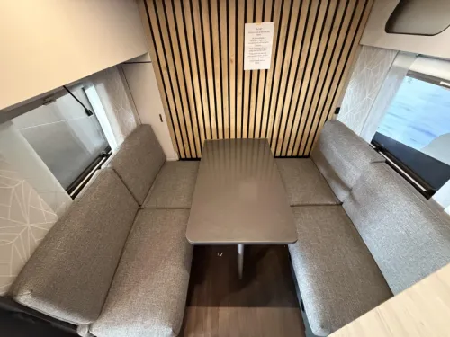 Knaus Yaseo 340 PX cama abatible / compacta foto: 8