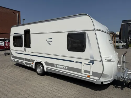 Fendt Saphir 510 TFB French bed dinette toilet