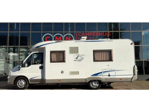 B&uuml;rstner Solano T 700 Single Beds, Top Layout photo: 4