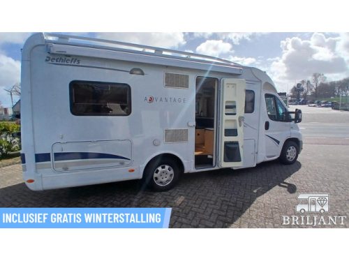 Dethleffs T 6501 B .. 2008 French bed. photo: 2