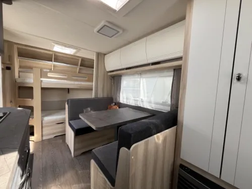 Hobby De Luxe 540 KMFE 1800kg - reservewiel  foto: 4