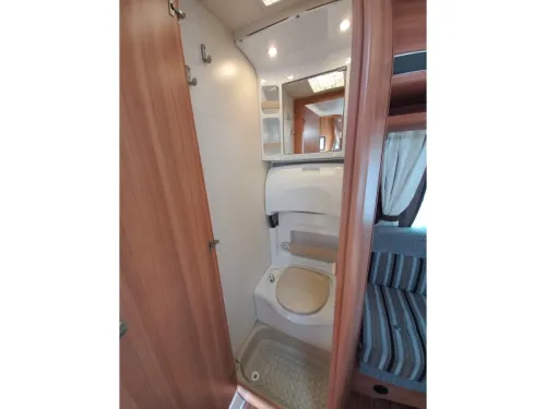 Hobby De Luxe 400 SF voortent-fietsendrager  foto: 14