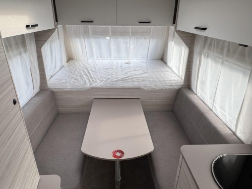Dethleffs C'Joy 480 QLK Lit superpos&eacute; avec 3 lits photo : 2