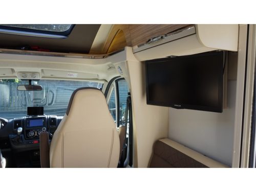 Adria CORAL S 670SL Automaat 150pk Airco Luchtvering Camas individuales 5 plazas para sentarse foto: 19