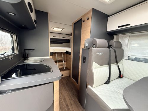 Knaus L!ve Ti 650 MEG Single beds  photo: 9