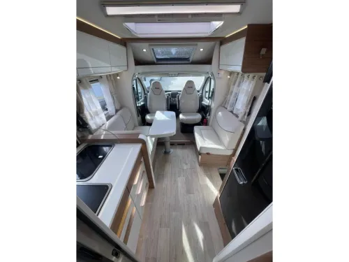 Pilote Sensation P720 Queensbed  Foto: 13