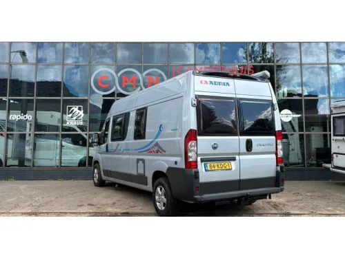 Adria Mobil Twin 160PK, Airco, Festbett Foto: 4