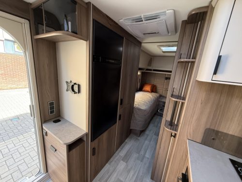 Kabe Royal 540 GLE photo: 4