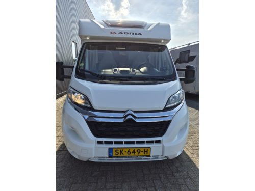 Adria Coral Axess 670 SC Lit central, porte-v&eacute;los photo : 3
