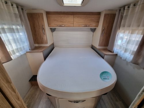 Bavaria Pilote P740 Class | New timing belt | Elec. Queen bed | Solar panels | Air suspension | Very neat condition! photo: 3