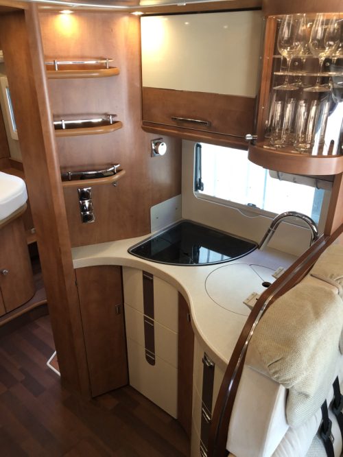 Carthago Chic C-Line i50 QUEENSBED HEFBED photo: 54