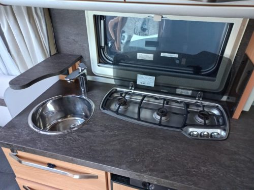 Knaus Sudwind Silver Selection 450 FU mover-cassette-GFK-etc  foto: 8