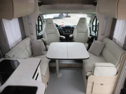 Rapido 696 F Ultimate Line Sehr gepflegt !! KLIMAANLAGE Foto: 2