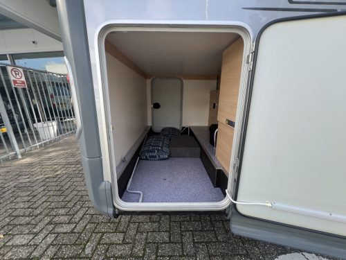 Knaus Van TI 600 EINZELBETTEN KLIMAANLAGE + DACHKLIMAANLAGE SONNENKOLLEKTOR Foto: 21