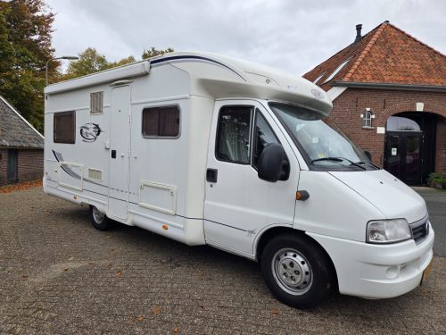 LMC Liberty 662 TI French bed 2006