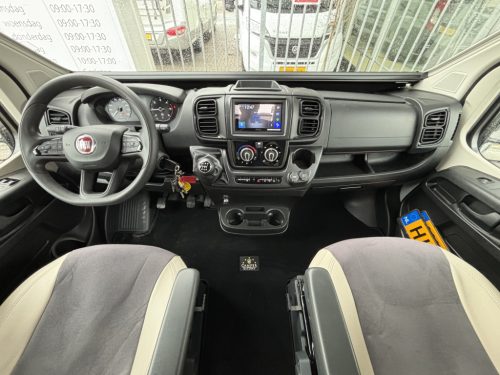 Chausson V594 Roadline CAMA TRANSVERSAL FIAT8 SUSPENSI&Oacute;N NEUM&Aacute;TICA 5.99M foto: 12