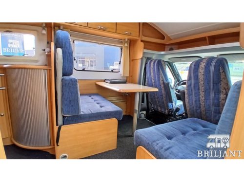 LMC LIBERTY 688 TI AUTOMAAT/Querbett Foto: 6