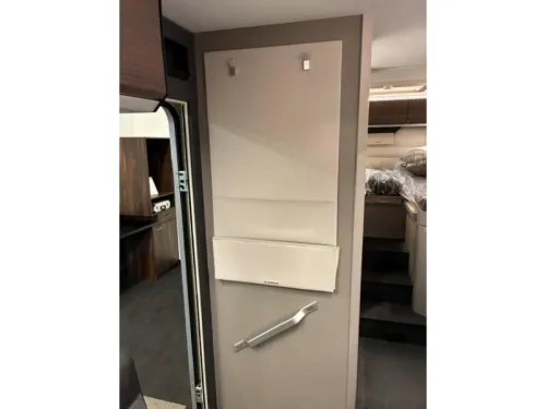Adria Compact Supreme DL 2027 automaat  foto: 9