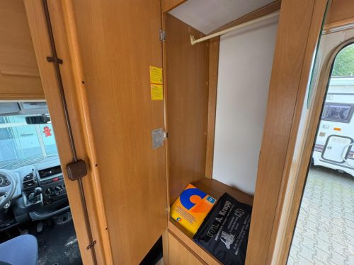 CI Carioca 15 P FaceToFace, Fixed bed, Awning  photo: 19