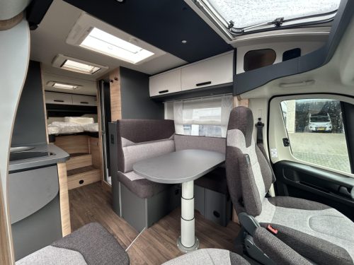 Knaus L!ve Ti Platinum 650 MEG Automaat Foto: 8