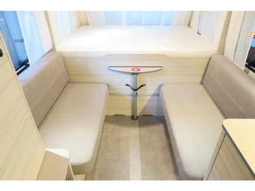 Dethleffs C'Joy 480 QLK STAPELBED+VASTBED+GARAGE Foto: 1