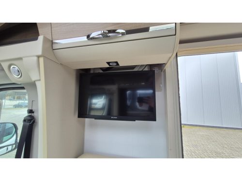 Adria Coral S French bed / top condition! photo: 13