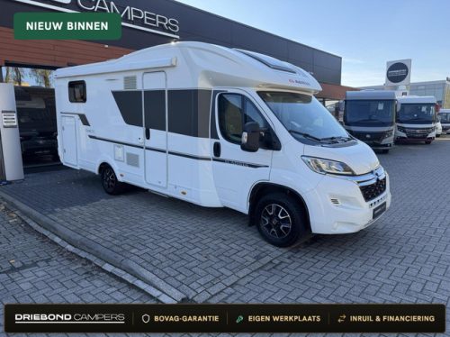 Adria Coral S 670SC French bed Awning Maxxfan Flat screen photo: 0