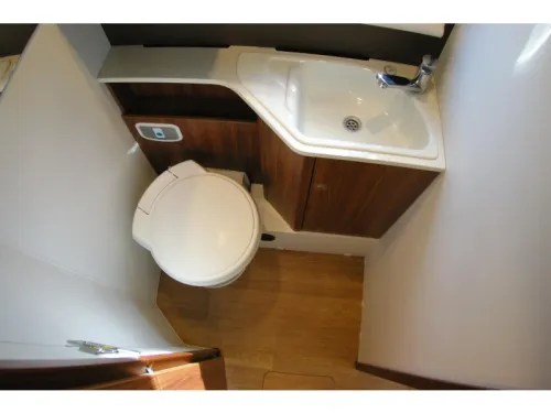 Adria Matrix M 670 SL Einzelbetten, Hubbett.  Foto: 12