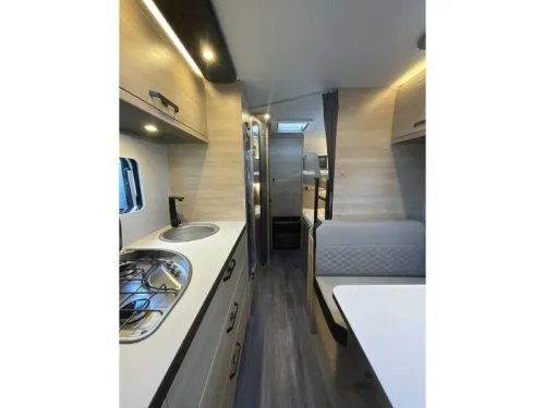 Weinsberg CaraOne 550 QDK BUNK BED-SHOWER-SPACIOUS photo: 8
