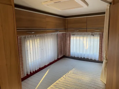 B&uuml;rstner Nexxo T 660 NL Camper | 2nd Owner photo: 18