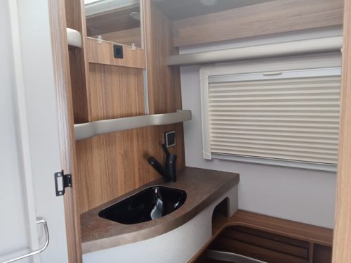 Eriba Touring 320 Legend Foto: 16