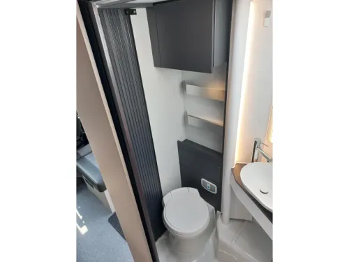 Adria Compact Select DL 2027 automatic photo: 14