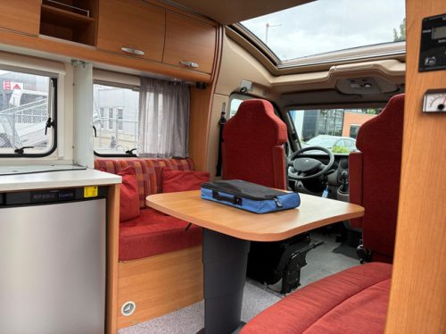 Knaus Sun Ti Renault Master 2.5 dCi | Motorhome | Cassette awning | Rear bicycle carrier | Electric front windows | NAVI  | PANO | Auto air conditioning photo: 5