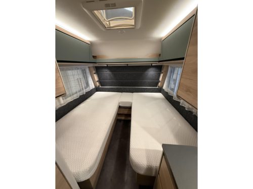 Dethleffs Camper 460 EL 2 BETTEN SITZGR EX VERMIETUNG Foto: 4