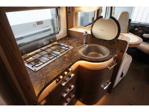 Hymer B 704 SL /Alde heating/Automatic photo: 6