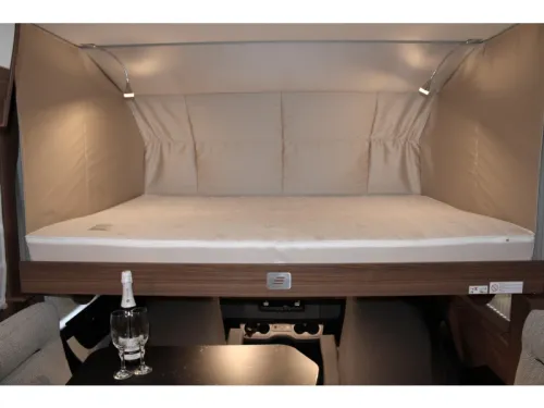 Hymer BMC-I 690 Levelsyteem / 9G Tronic  foto: 16
